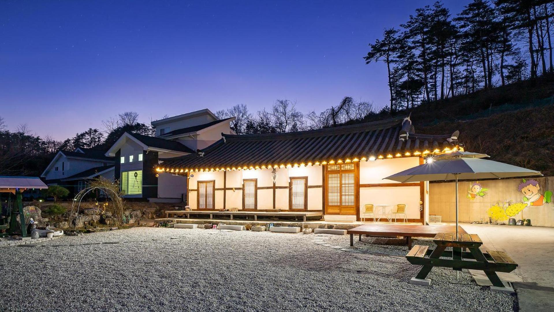 Gangneung Ggabinejip Hanok Pension Exterior foto